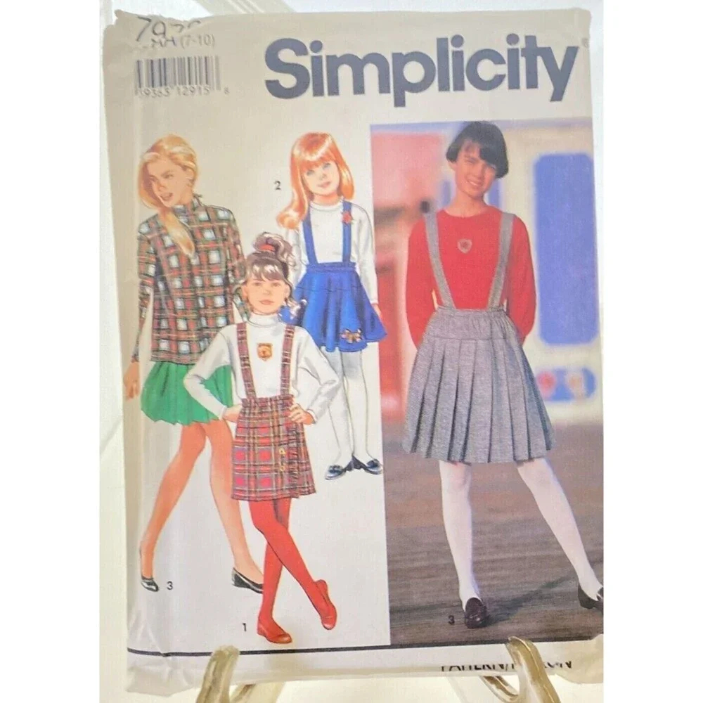 #7976 Simplicity Girls Yoked Skirts and Top Sewing Pattern Size 7-10